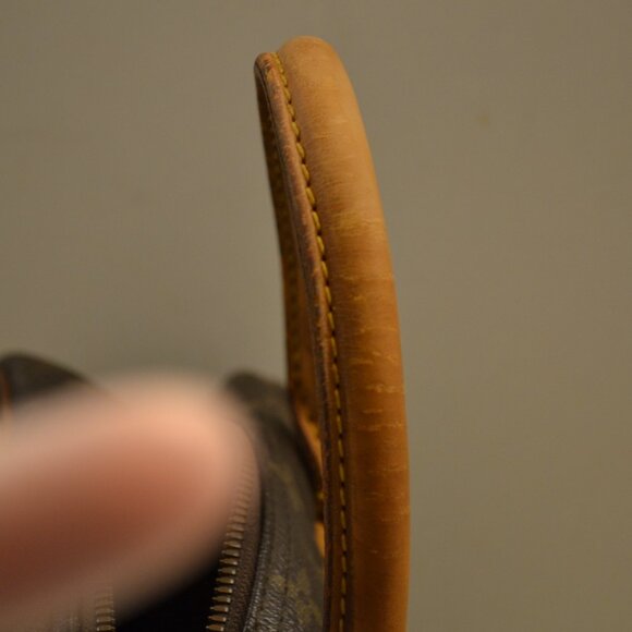 Authentic LOUIS VUITTON Deauville Handbag w/Authenticity Certificate (GUC) SALE - Picture 6 of 11